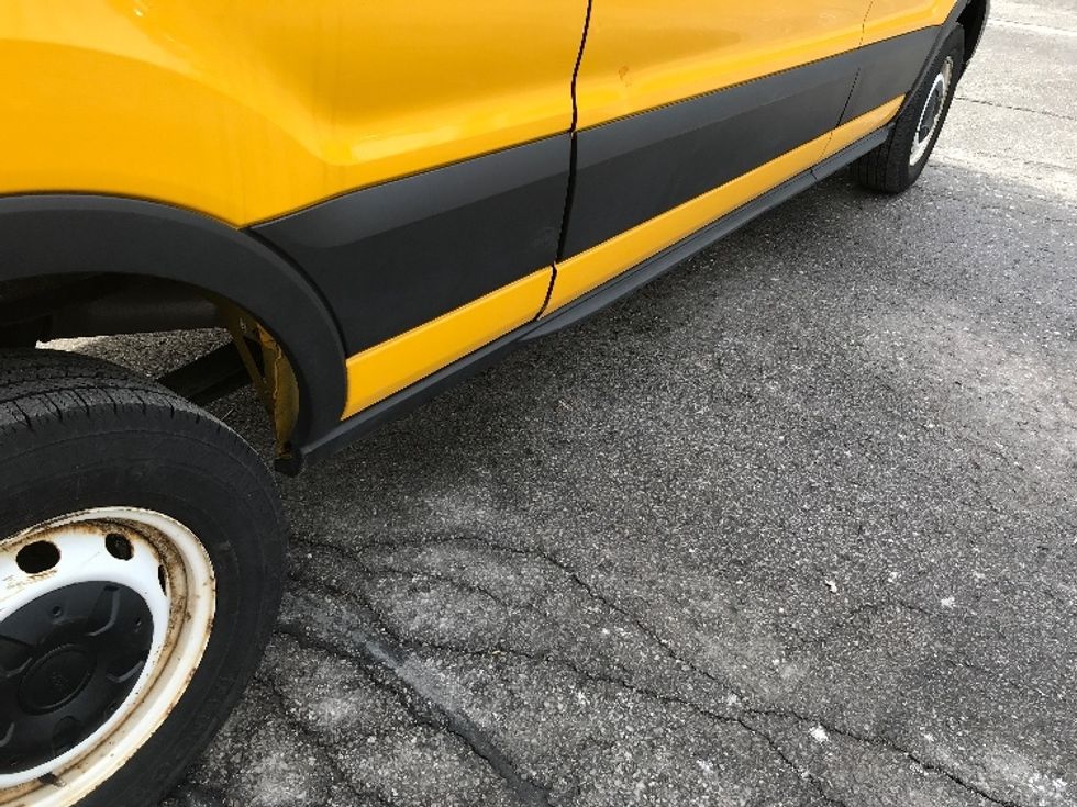 Cargo Van (Panel Van)-Light and Medium Duty Trucks-Ford-2020-Transit 250-Mississauga-ON-119,702\n\t\tkm-$ 36,750 - Image 14