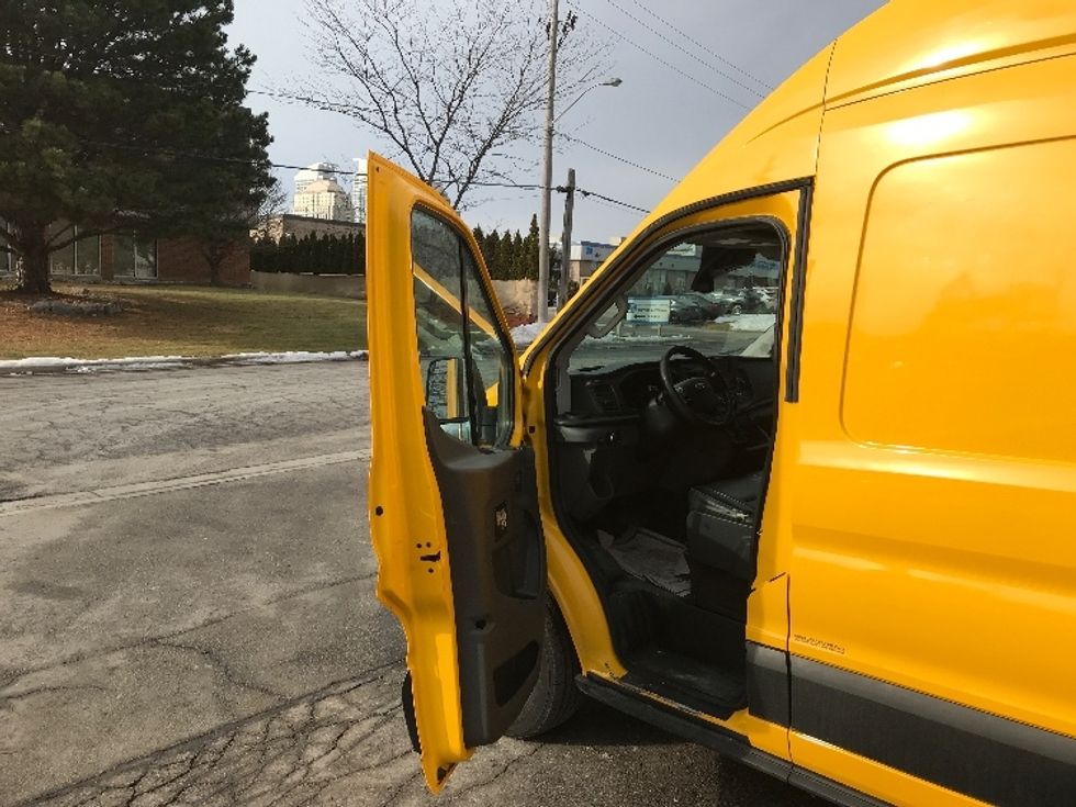 Cargo Van (Panel Van)-Light and Medium Duty Trucks-Ford-2020-Transit 250-Mississauga-ON-119,702\n\t\tkm-$ 36,750 - Image 16
