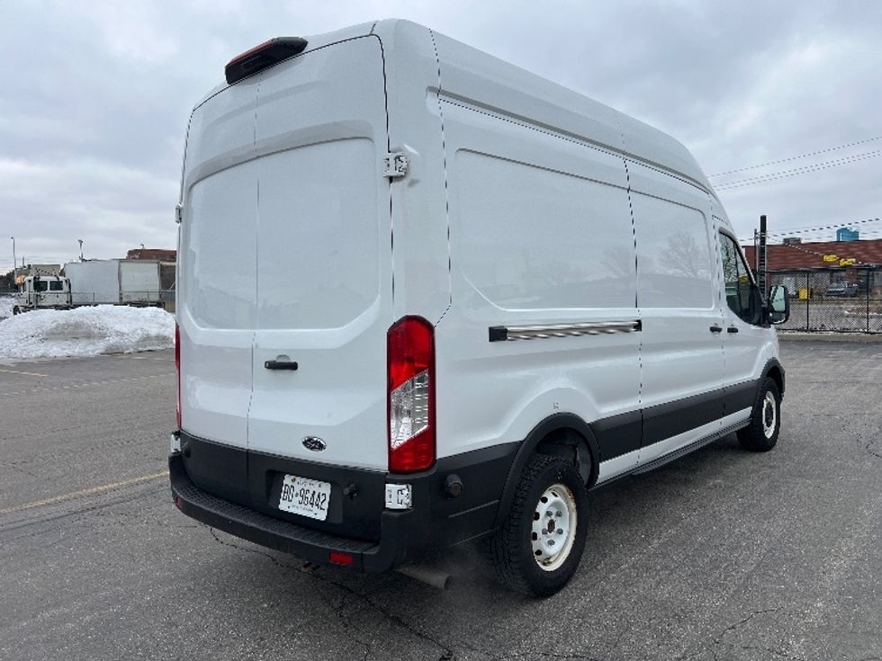 Cargo Van (Panel Van)-Light and Medium Duty Trucks-Ford-2020-Transit 250-Mississauga-ON-128,251\n\t\tkm-$ 40,750 - Image 10