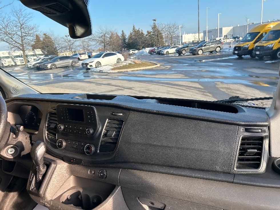 Cargo Van (Panel Van)-Light and Medium Duty Trucks-Ford-2020-Transit 250-Mississauga-ON-128,251\n\t\tkm-$ 40,750 - Image 14