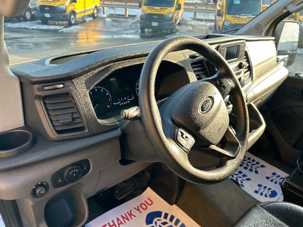 Cargo Van (Panel Van)-Light and Medium Duty Trucks-Ford-2020-Transit 250-Mississauga-ON-128,251\n\t\tkm-$ 40,750 - Image 15