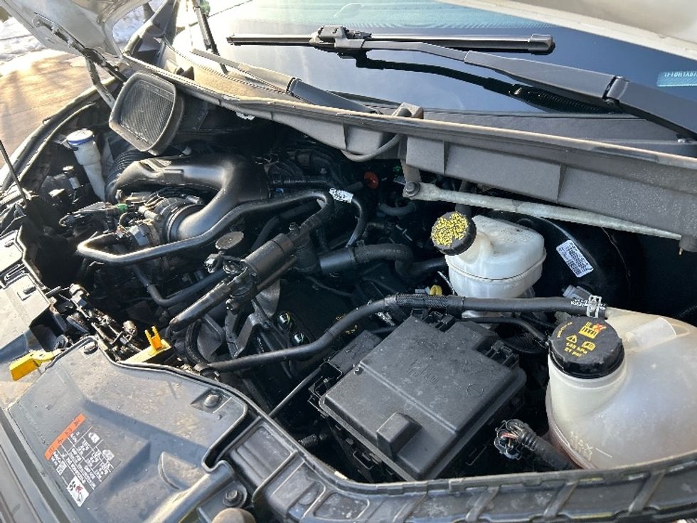 Cargo Van (Panel Van)-Light and Medium Duty Trucks-Ford-2020-Transit 250-Mississauga-ON-128,251\n\t\tkm-$ 40,750 - Image 20