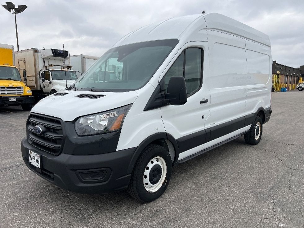 Cargo Van (Panel Van)-Light and Medium Duty Trucks-Ford-2020-Transit 250-Mississauga-ON-128,251\n\t\tkm-$ 40,750 - Image 3