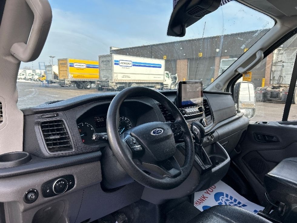 Cargo Van (Panel Van)-Light and Medium Duty Trucks-Ford-2020-Transit 250-Mississauga-ON-130,663\n\t\tkm-$ 42,500 - Image 14