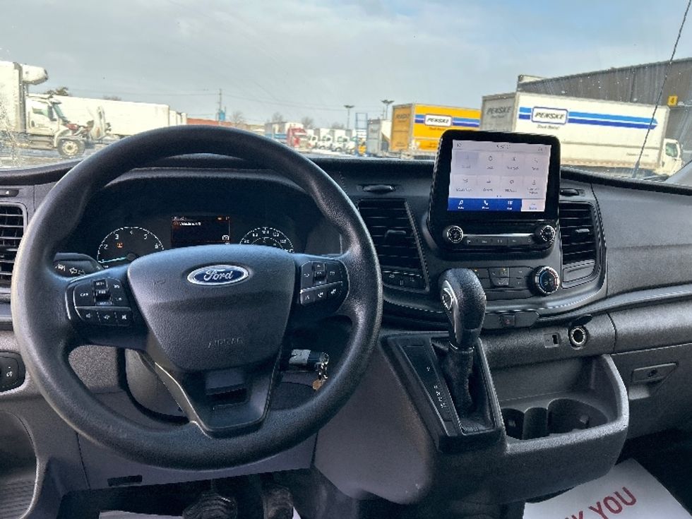 Cargo Van (Panel Van)-Light and Medium Duty Trucks-Ford-2020-Transit 250-Mississauga-ON-130,663\n\t\tkm-$ 42,500 - Image 15