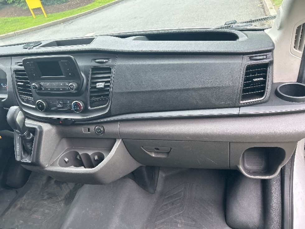 Cargo Van (Panel Van)-Light and Medium Duty Trucks-Ford-2020-Transit 250-Montgomery-NY-95,938\n\t\tmiles-$ 29,250 - Image 20