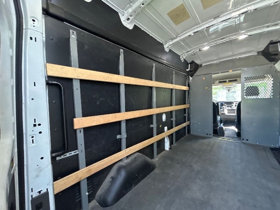 Cargo Van (Panel Van)-Light and Medium Duty Trucks-Ford-2020-Transit 250-Norfolk-VA-80,425\n\t\tmiles-$ 32,750 - Image 11