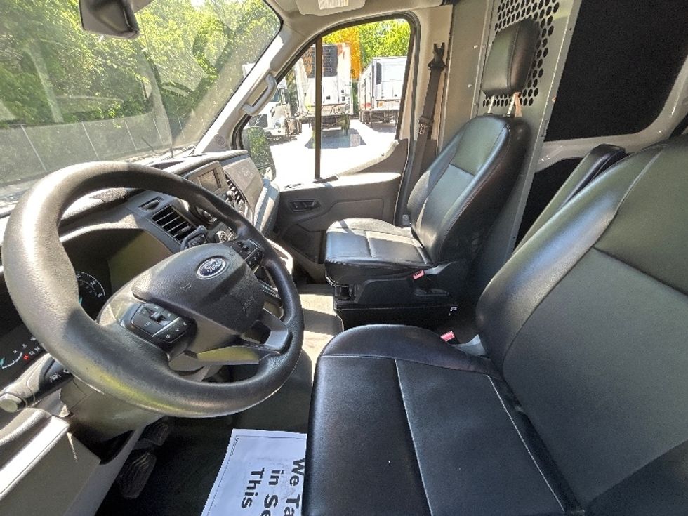 Cargo Van (Panel Van)-Light and Medium Duty Trucks-Ford-2020-Transit 250-Norfolk-VA-80,425\n\t\tmiles-$ 32,750 - Image 19