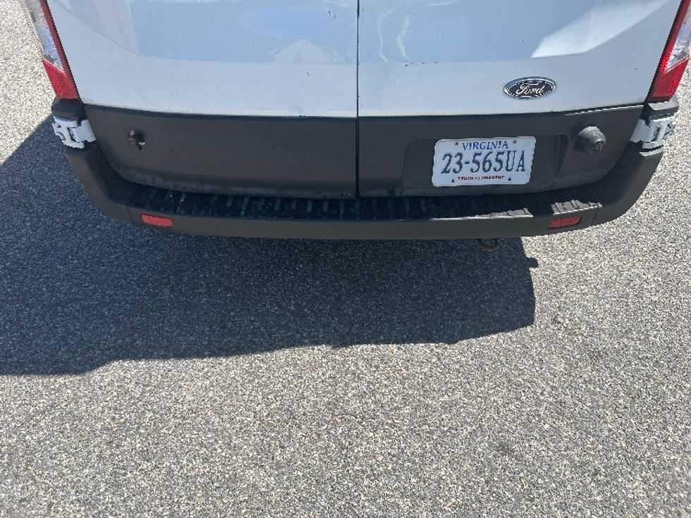 Cargo Van (Panel Van)-Light and Medium Duty Trucks-Ford-2020-Transit 250-Norfolk-VA-80,425\n\t\tmiles-$ 32,750 - Image 9