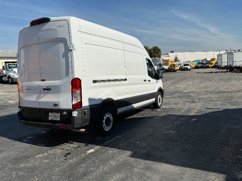 Cargo Van (Panel Van)-Light and Medium Duty Trucks-Ford-2020-Transit 250-Orlando-FL-51,180\n\t\tmiles-$ 35,750 - Image 13