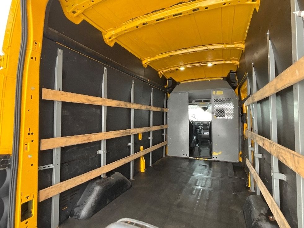 Cargo Van (Panel Van)-Light and Medium Duty Trucks-Ford-2020-Transit 250-Ottawa-ON-125,377\n\t\tkm-$ 36,250 - Image 10