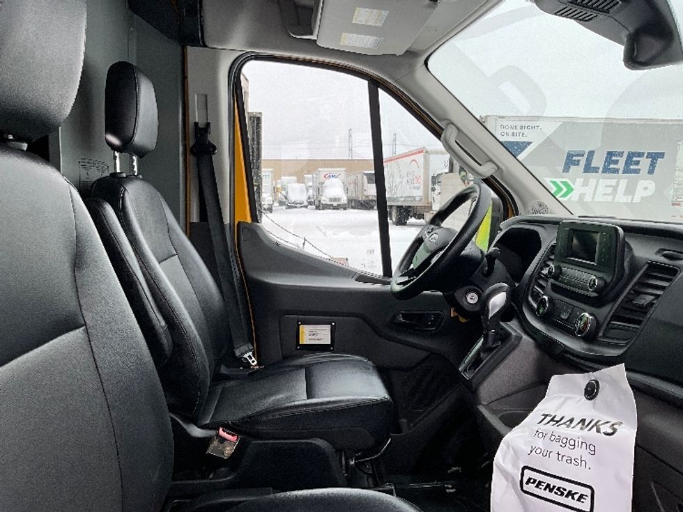 Cargo Van (Panel Van)-Light and Medium Duty Trucks-Ford-2020-Transit 250-Ottawa-ON-125,851\n\t\tkm-$ 36,250 - Image 21