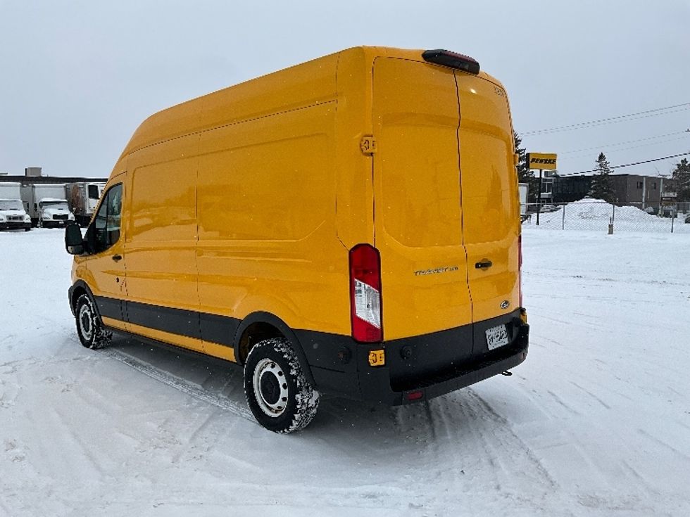 Cargo Van (Panel Van)-Light and Medium Duty Trucks-Ford-2020-Transit 250-Ottawa-ON-125,851\n\t\tkm-$ 36,250 - Image 6
