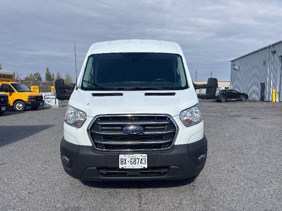 Cargo Van (Panel Van)-Light and Medium Duty Trucks-Ford-2020-Transit 250-Ottawa-ON-199,553\n\t\tkm-$ 31,000 - Image 2