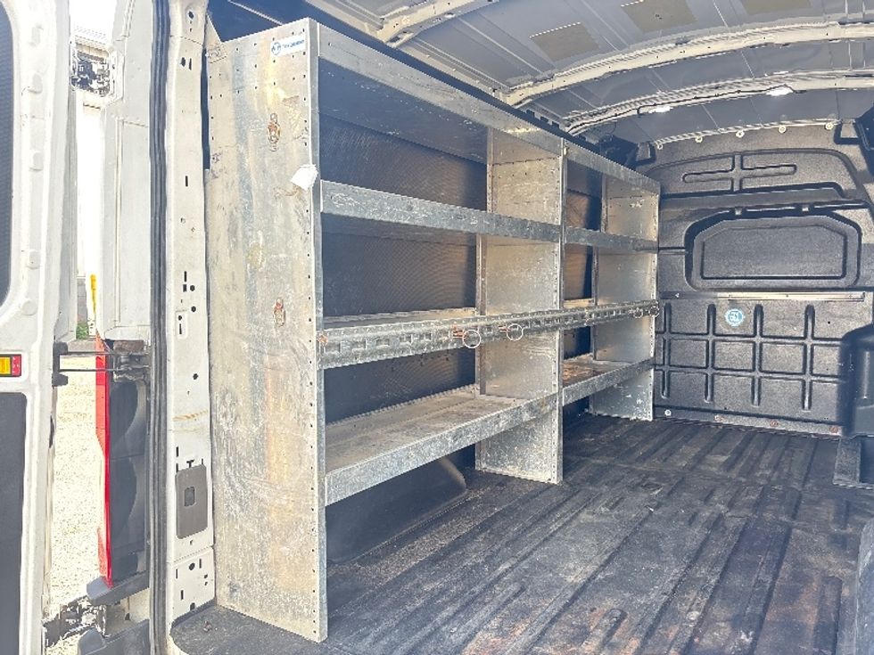 Cargo Van (Panel Van)-Light and Medium Duty Trucks-Ford-2020-Transit 250-Ottawa-ON-218,509\n\t\tkm-$ 28,500 - Image 11