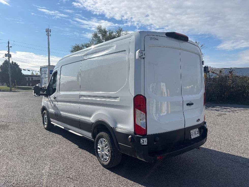 Cargo Van (Panel Van)-Light and Medium Duty Trucks-Ford-2020-Transit 250-Ottawa-ON-218,509\n\t\tkm-$ 28,500 - Image 6