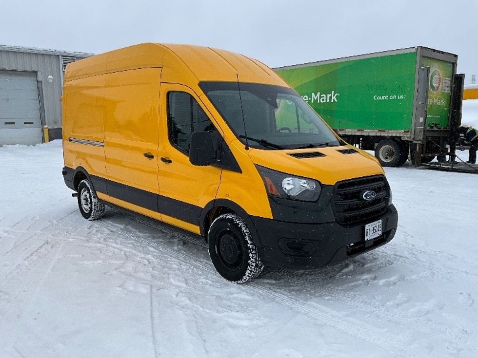 Cargo Van (Panel Van)-Light and Medium Duty Trucks-Ford-2020-Transit 250-Ottawa-ON-221,795\n\t\tkm-$ 29,750 - Image 1