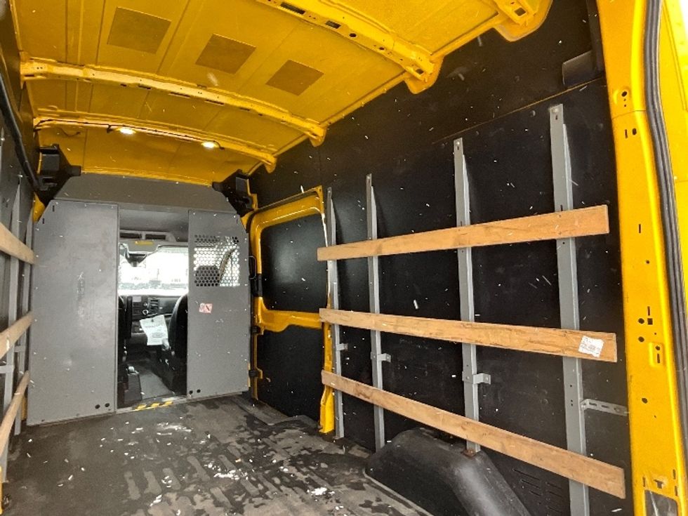 Cargo Van (Panel Van)-Light and Medium Duty Trucks-Ford-2020-Transit 250-Ottawa-ON-221,795\n\t\tkm-$ 29,750 - Image 11