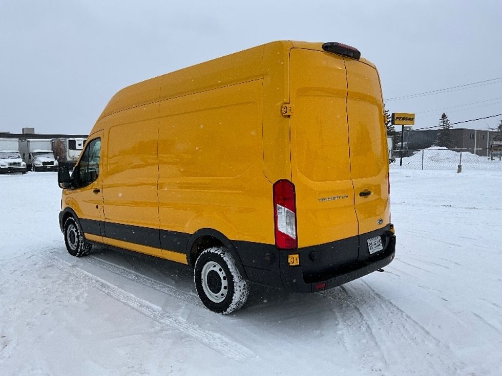 Cargo Van (Panel Van)-Light and Medium Duty Trucks-Ford-2020-Transit 250-Ottawa-ON-221,795\n\t\tkm-$ 29,750 - Image 6