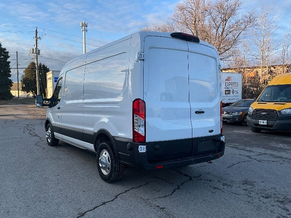 Cargo Van (Panel Van)-Light and Medium Duty Trucks-Ford-2020-Transit 250-Ottawa-ON-57,666\n\t\tkm-$ 41,500 - Image 5