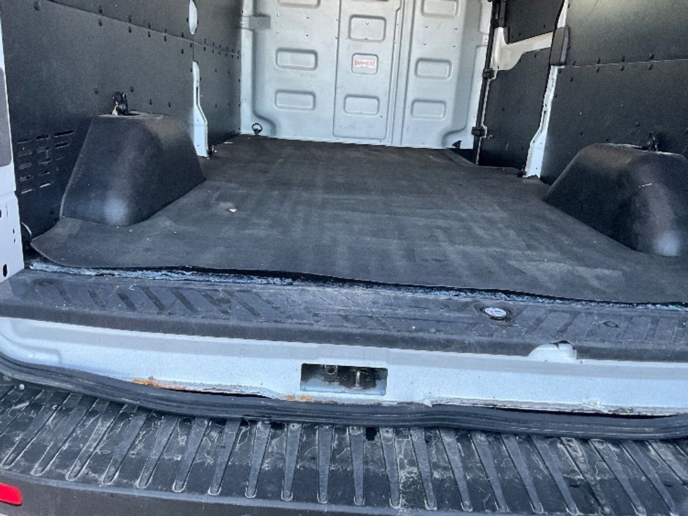 Cargo Van (Panel Van)-Light and Medium Duty Trucks-Ford-2020-Transit 250-Ottawa-ON-57,666\n\t\tkm-$ 41,500 - Image 8