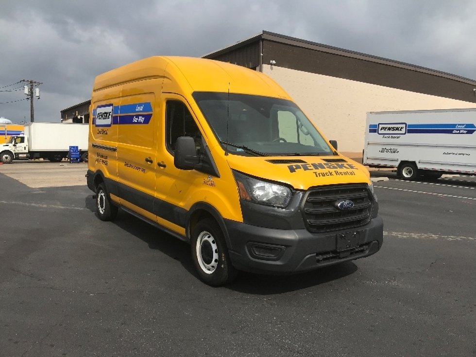 Used Cargo Vans for Sale in NJ Penske Used Trucks