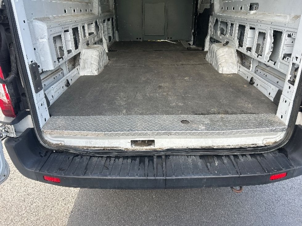 Cargo Van (Panel Van)-Light and Medium Duty Trucks-Ford-2020-Transit 250-Pennsauken-NJ-90,438\n\t\tmiles-$ 30,750 - Image 10