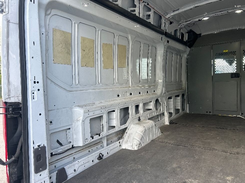 Cargo Van (Panel Van)-Light and Medium Duty Trucks-Ford-2020-Transit 250-Pennsauken-NJ-90,438\n\t\tmiles-$ 30,750 - Image 11