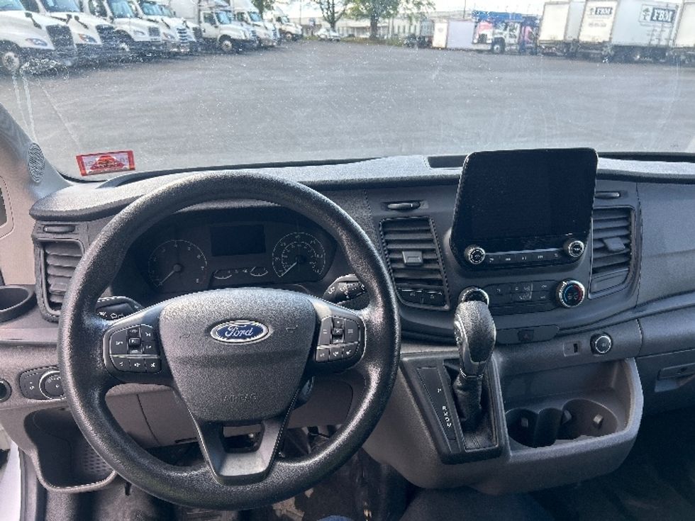 Cargo Van (Panel Van)-Light and Medium Duty Trucks-Ford-2020-Transit 250-Pennsauken-NJ-90,438\n\t\tmiles-$ 30,750 - Image 18