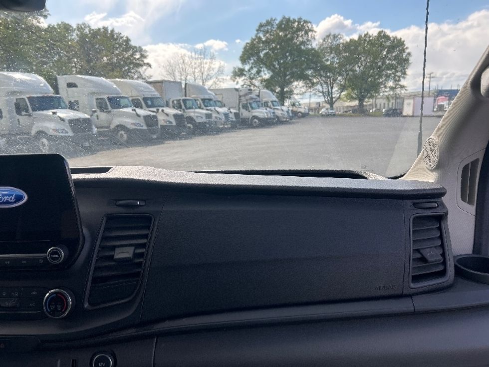 Cargo Van (Panel Van)-Light and Medium Duty Trucks-Ford-2020-Transit 250-Pennsauken-NJ-90,438\n\t\tmiles-$ 30,750 - Image 21