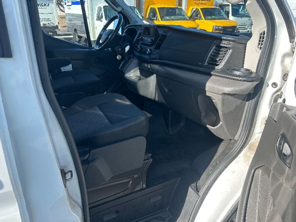 Cargo Van (Panel Van)-Light and Medium Duty Trucks-Ford-2020-Transit 250-Phoenix-AZ-56,296\n\t\tmiles-$ 34,750 - Image 20