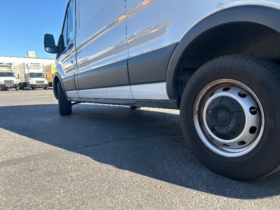 Cargo Van (Panel Van)-Light and Medium Duty Trucks-Ford-2020-Transit 250-Phoenix-AZ-56,296\n\t\tmiles-$ 34,750 - Image 5