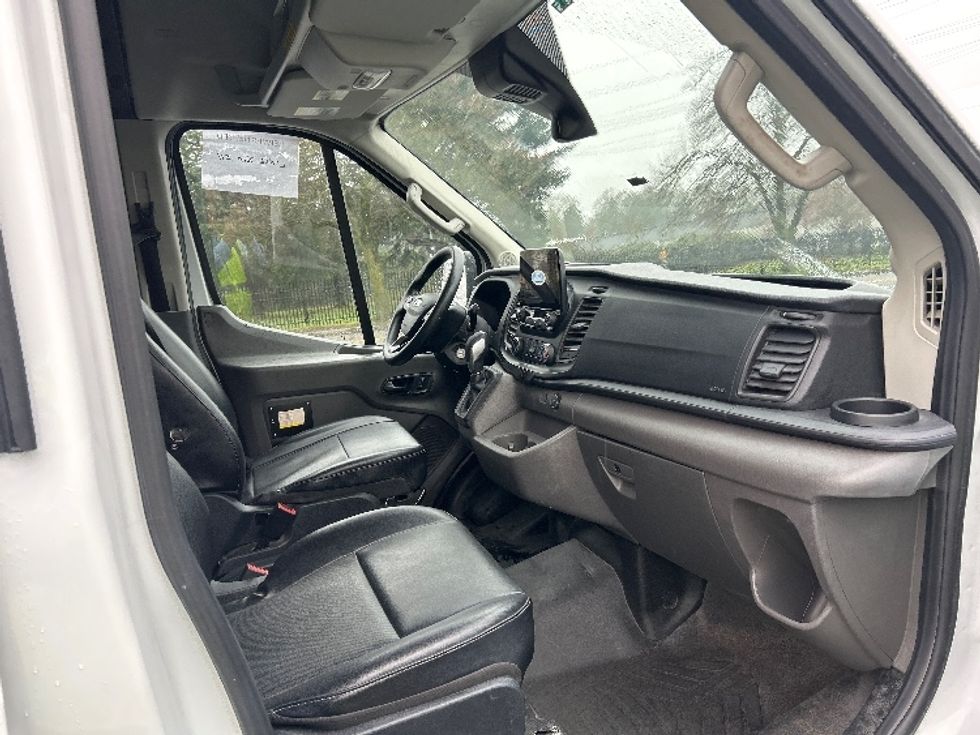 Cargo Van (Panel Van)-Light and Medium Duty Trucks-Ford-2020-Transit 250-Portland-OR-52,778\n\t\tmiles-$ 38,000 - Image 18