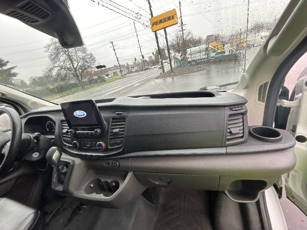 Cargo Van (Panel Van)-Light and Medium Duty Trucks-Ford-2020-Transit 250-Portland-OR-52,778\n\t\tmiles-$ 38,000 - Image 19