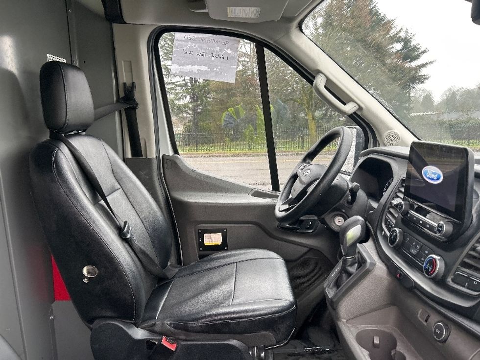 Cargo Van (Panel Van)-Light and Medium Duty Trucks-Ford-2020-Transit 250-Portland-OR-52,778\n\t\tmiles-$ 38,000 - Image 20