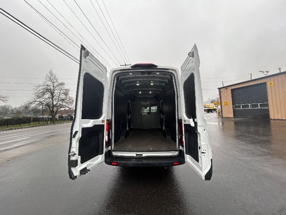 Cargo Van (Panel Van)-Light and Medium Duty Trucks-Ford-2020-Transit 250-Portland-OR-52,778\n\t\tmiles-$ 38,000 - Image 8