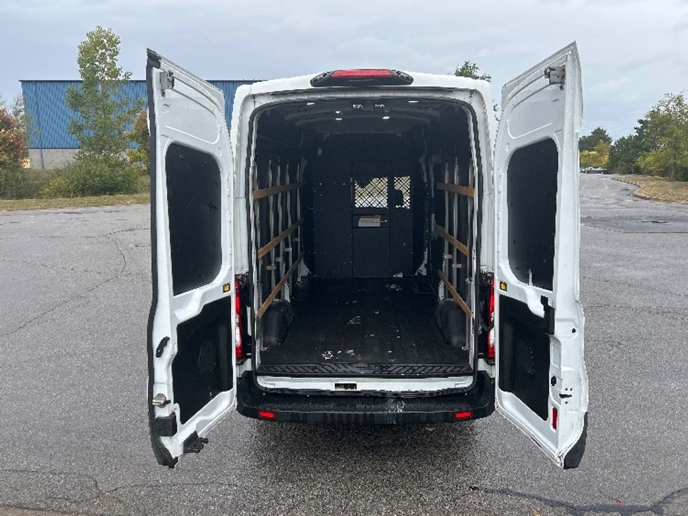 Cargo Van (Panel Van)-Light and Medium Duty Trucks-Ford-2020-Transit 250-Rochester-NY-66,967\n\t\tmiles-$ 31,750 - Image 7