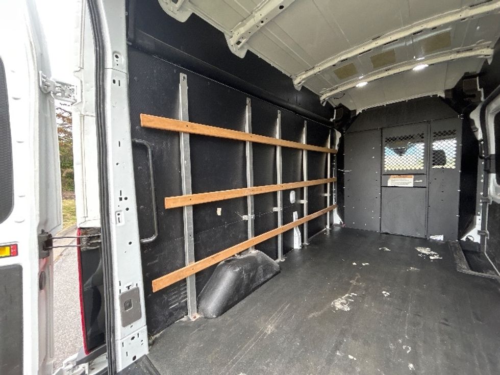 Cargo Van (Panel Van)-Light and Medium Duty Trucks-Ford-2020-Transit 250-Rochester-NY-66,967\n\t\tmiles-$ 31,750 - Image 8