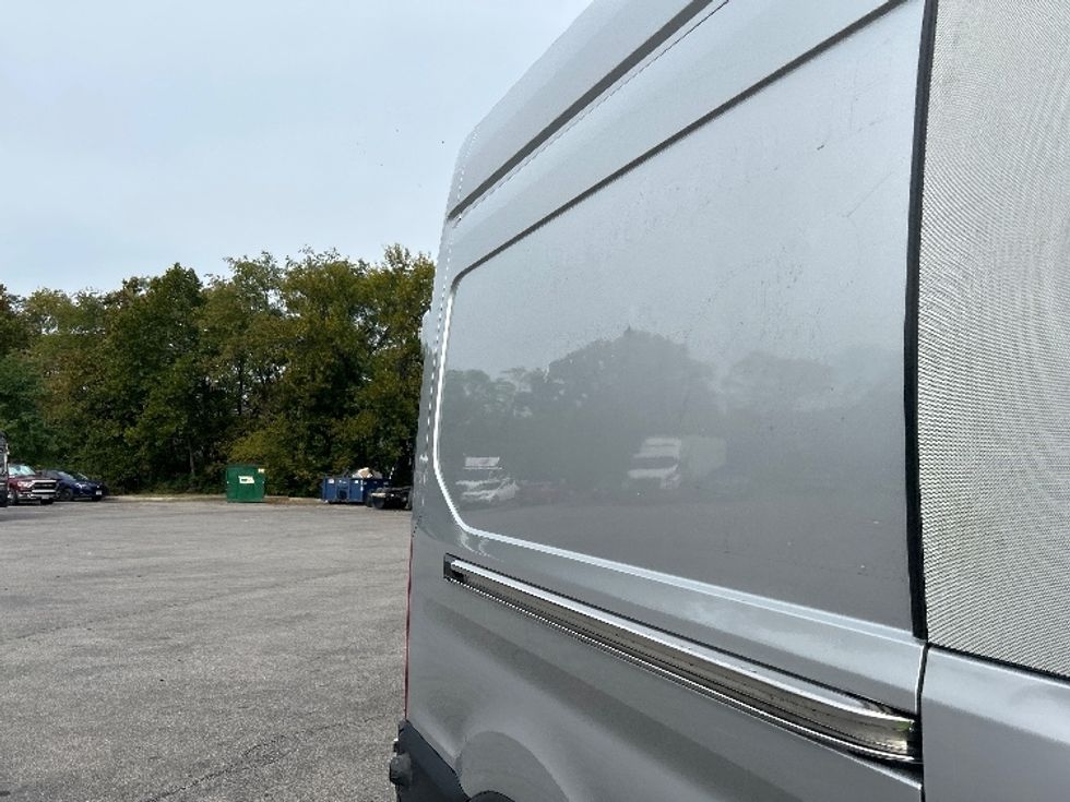 Cargo Van (Panel Van)-Light and Medium Duty Trucks-Ford-2020-Transit 250-Salem-VA-65,420\n\t\tmiles-$ 32,000 - Image 30