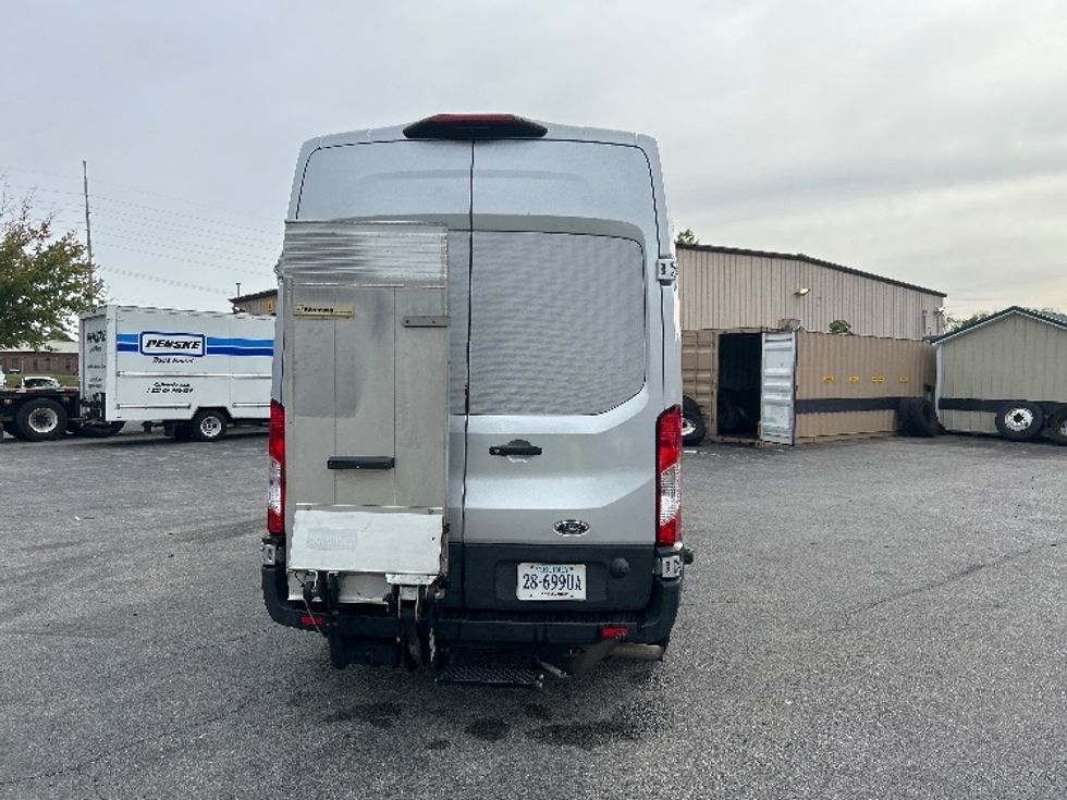 Cargo Van (Panel Van)-Light and Medium Duty Trucks-Ford-2020-Transit 250-Salem-VA-65,420\n\t\tmiles-$ 32,000 - Image 7
