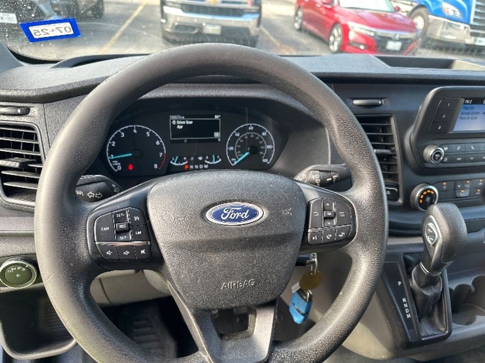 Cargo Van (Panel Van)-Light and Medium Duty Trucks-Ford-2020-Transit 250-San Antonio-TX-136,574\n\t\tmiles-$ 26,000 - Image 12