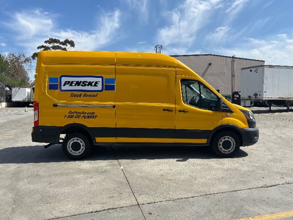 Cargo Van (Panel Van)-Light and Medium Duty Trucks-Ford-2020-Transit 250-San Marcos-CA-58,423\n\t\tmiles-$ 31,000 - Image 14