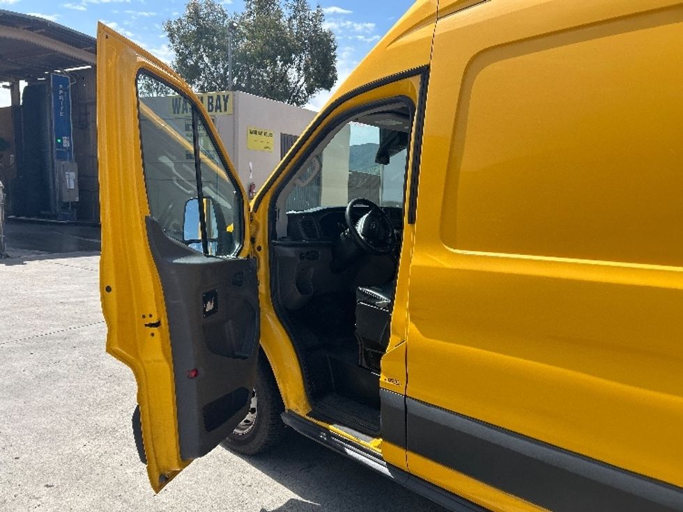 Cargo Van (Panel Van)-Light and Medium Duty Trucks-Ford-2020-Transit 250-San Marcos-CA-58,423\n\t\tmiles-$ 31,000 - Image 15