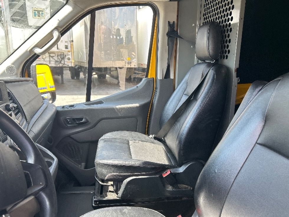 Cargo Van (Panel Van)-Light and Medium Duty Trucks-Ford-2020-Transit 250-San Marcos-CA-58,423\n\t\tmiles-$ 31,000 - Image 18