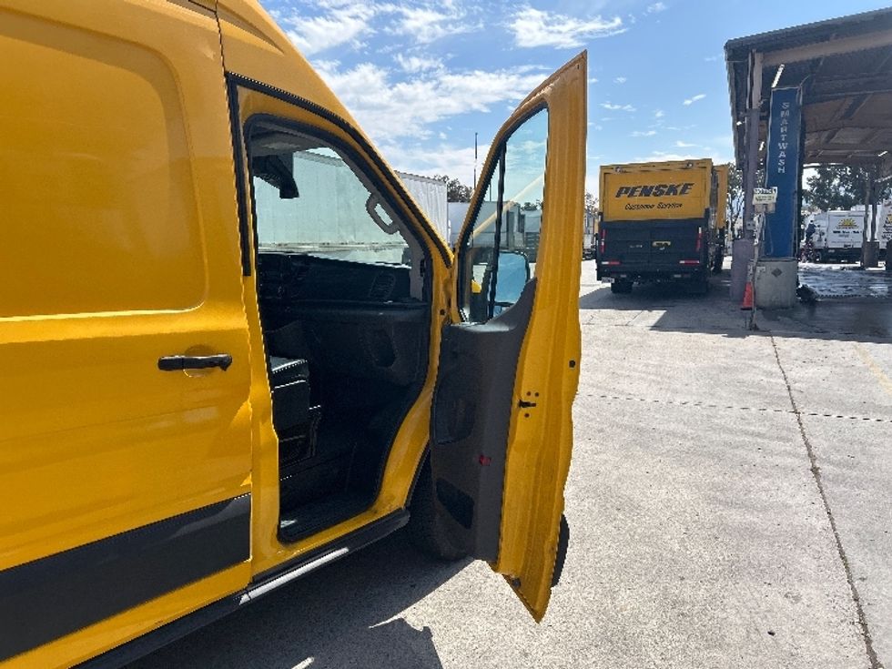 Cargo Van (Panel Van)-Light and Medium Duty Trucks-Ford-2020-Transit 250-San Marcos-CA-58,423\n\t\tmiles-$ 31,000 - Image 19