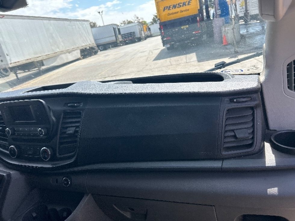 Cargo Van (Panel Van)-Light and Medium Duty Trucks-Ford-2020-Transit 250-San Marcos-CA-58,423\n\t\tmiles-$ 31,000 - Image 20