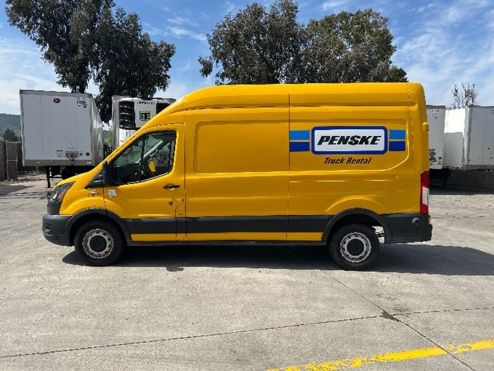 Cargo Van (Panel Van)-Light and Medium Duty Trucks-Ford-2020-Transit 250-San Marcos-CA-58,423\n\t\tmiles-$ 31,000 - Image 4