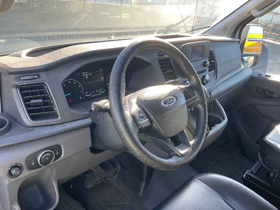 Cargo Van (Panel Van)-Light and Medium Duty Trucks-Ford-2020-Transit 250-Santa Ana-CA-33,012\n\t\tmiles-$ 37,750 - Image 17