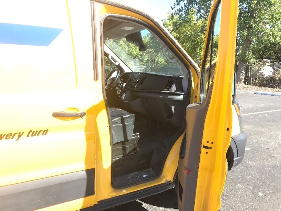 Cargo Van (Panel Van)-Light and Medium Duty Trucks-Ford-2020-Transit 250-Scarborough-ON-108,045\n\t\tkm-$ 37,500 - Image 19