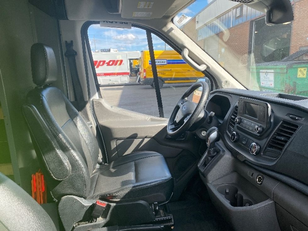 Cargo Van (Panel Van)-Light and Medium Duty Trucks-Ford-2020-Transit 250-Scarborough-ON-96,849\n\t\tkm-$ 43,000 - Image 22